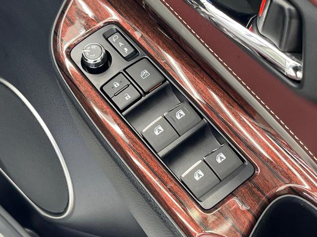 ハリアー プレミアム SDナビ 衝突被害軽減装置 禁煙車 パワーバックドア ハーフレザーシート パワーシート スマートキー LEDヘッド ETC クルコン オートマチックハイビーム 車線逸脱警報 オートライト(42枚目)