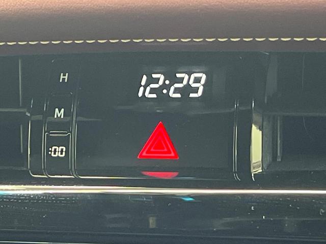 ハリアー プレミアム SDナビ 衝突被害軽減装置 禁煙車 パワーバックドア ハーフレザーシート パワーシート スマートキー LEDヘッド ETC クルコン オートマチックハイビーム 車線逸脱警報 オートライト(45枚目)