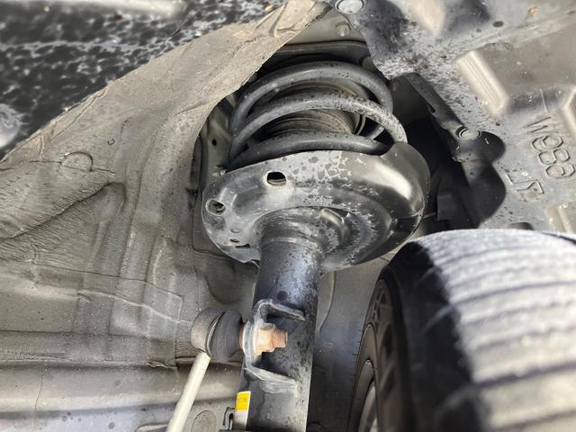 C-HR G モード ネロ 9型SDナビ 後席モニター バックカメラ 衝突被害軽減システム レーダークルーズ ハーフレザーシート ドラレコ スマートキー LEDヘッド ビルトインETC オートハイビーム 車線逸脱警報(21枚目)