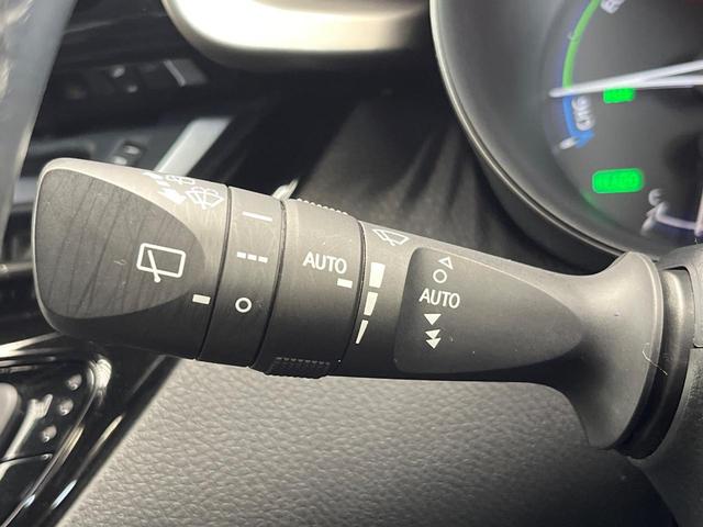 C-HR G モード ネロ 9型SDナビ 後席モニター バックカメラ 衝突被害軽減システム レーダークルーズ ハーフレザーシート ドラレコ スマートキー LEDヘッド ビルトインETC オートハイビーム 車線逸脱警報(31枚目)