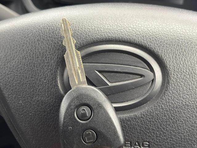 ミライース Ｌ　ＳＡＩＩＩ　スマートアシスト　ＳＤナビ　ＥＴＣ　Ｂｌｕｅｔｏｏｔｈ　フルセグ　クリアランスソナー　オートマチックハイビーム　車線逸脱警報　誤発進抑制機能　先行車発進お知らせ機能　オートライト　アイドリングストップ（7枚目）