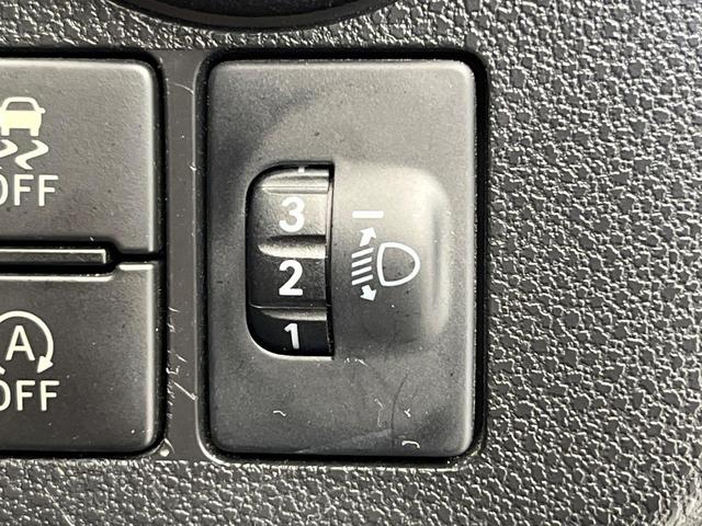 ミライース Ｌ　ＳＡＩＩＩ　スマートアシスト　ＳＤナビ　ＥＴＣ　Ｂｌｕｅｔｏｏｔｈ　フルセグ　クリアランスソナー　オートマチックハイビーム　車線逸脱警報　誤発進抑制機能　先行車発進お知らせ機能　オートライト　アイドリングストップ（38枚目）