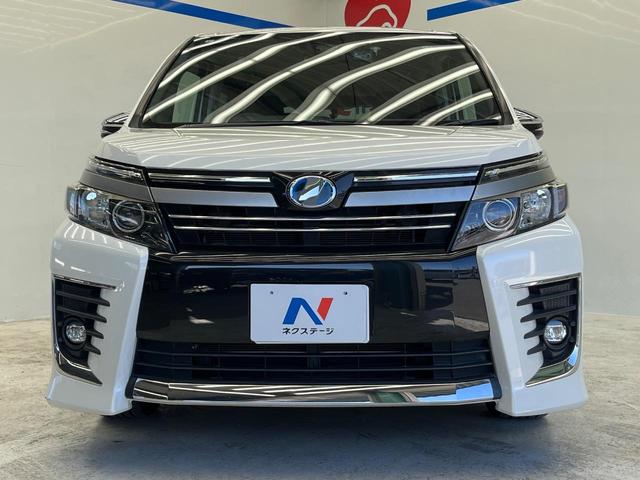 ヴォクシー ハイブリッドＺＳ　煌ＩＩ　トヨタセーフティセンス　純正１０型ナビ　バックカメラ　両側電動スライドドア　ＥＴＣ　Ｂｌｕｅｔｏｏｔｈ　ＬＥＤヘッドライト　ＬＥＤフォグライト　オートマチックハイビーム　ステアリングスイッチ（15枚目）