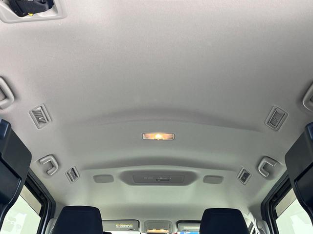 ヴォクシー ハイブリッドＺＳ　煌ＩＩ　トヨタセーフティセンス　純正１０型ナビ　バックカメラ　両側電動スライドドア　ＥＴＣ　Ｂｌｕｅｔｏｏｔｈ　ＬＥＤヘッドライト　ＬＥＤフォグライト　オートマチックハイビーム　ステアリングスイッチ（32枚目）