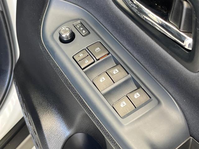 ヴォクシー ハイブリッドＺＳ　煌ＩＩ　トヨタセーフティセンス　純正１０型ナビ　バックカメラ　両側電動スライドドア　ＥＴＣ　Ｂｌｕｅｔｏｏｔｈ　ＬＥＤヘッドライト　ＬＥＤフォグライト　オートマチックハイビーム　ステアリングスイッチ（34枚目）
