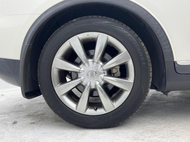 スカイラインクロスオーバー 370GT FOUR 4WD 禁煙車 純正HDDナビ BOSEサウンドシステム バックカメラ ビルトインETC パワーシート スマートキー HIDヘッド 合皮コンビシート 純正18インチアルミ サイドブラインド(13枚目)