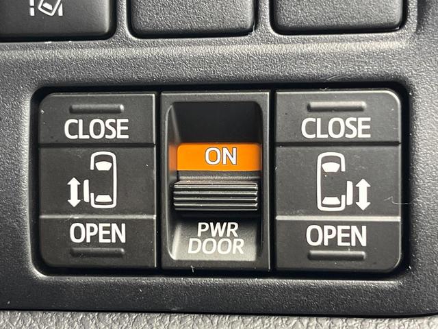 ノア Ｇ　両側電動ドア　後席モニター　バックカメラ　衝突被害軽減システム　ドラレコ　コーナーセンサー　スマートキー　ＬＥＤヘッド　ナビ連動ＥＴＣ　クルコン　純正１５インチアルミ　オートハイビーム　車線逸脱警報（6枚目）