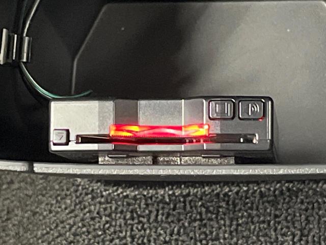 デイズ Ｓ　インテリジェントエマージェンシーブレーキ　ナビ　バックカメラ　ＥＴＣ　Ｂｌｕｅｔｏｏｔｈ　ドライブレコーダー　クリアランスソナー　オートライト　ＣＤ再生　地デジ　盗難防止装置　プライバシーガラス（7枚目）