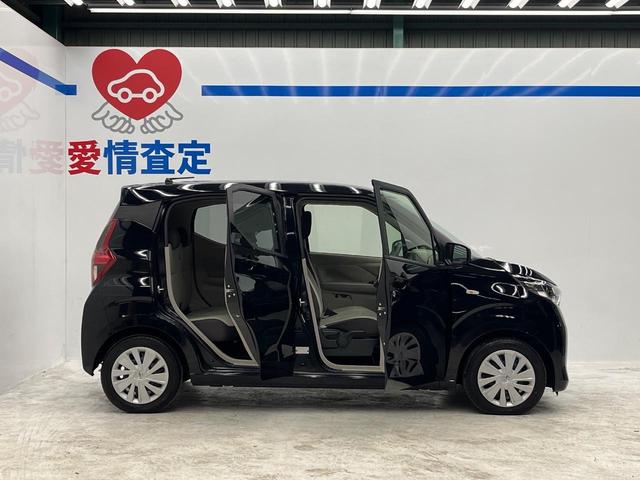 デイズ Ｓ　インテリジェントエマージェンシーブレーキ　ナビ　バックカメラ　ＥＴＣ　Ｂｌｕｅｔｏｏｔｈ　ドライブレコーダー　クリアランスソナー　オートライト　ＣＤ再生　地デジ　盗難防止装置　プライバシーガラス（28枚目）