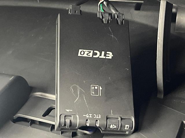 ノート e-パワーニスモ SDナビ 全周囲カメラ ニスモエンブレム レーダークルーズコントロール コーナーセンサー LEDヘッド ETC2.0 Bluetooth ドライブレコーダー スマートキー 純正16インチアルミ(7枚目)