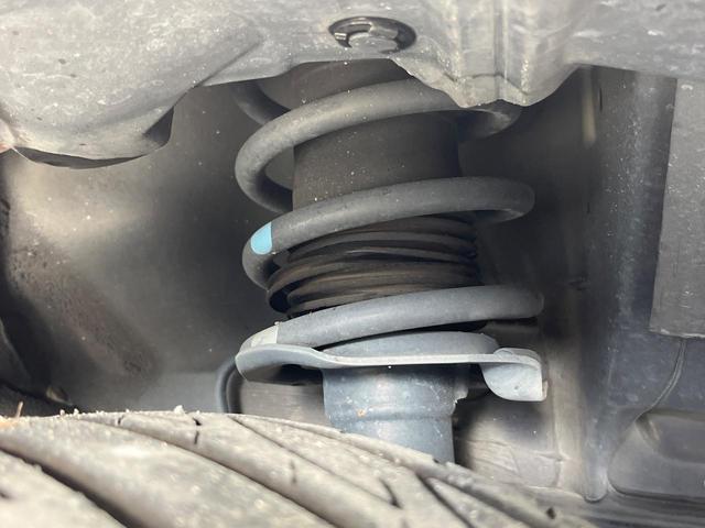 ノート e-パワーニスモ SDナビ 全周囲カメラ ニスモエンブレム レーダークルーズコントロール コーナーセンサー LEDヘッド ETC2.0 Bluetooth ドライブレコーダー スマートキー 純正16インチアルミ(20枚目)