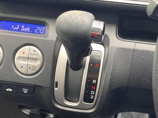 ライフ ディーバ 純正ナビ バックカメラ ドラレコ ETC HIDヘッド スマートキー 純正14インチアルミホイール オートエアコン CD HIDフォグ(43枚目)