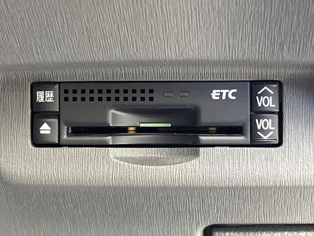 プリウス Ｓ　純正ＨＤＤナビ　禁煙車　スマートキー　ビルトインＥＴＣ　オートライト　オートエアコン　Ｂｌｕｅｔｏｏｔｈ（4枚目）