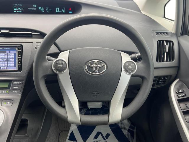 プリウス Ｓ　純正ＨＤＤナビ　禁煙車　スマートキー　ビルトインＥＴＣ　オートライト　オートエアコン　Ｂｌｕｅｔｏｏｔｈ（11枚目）