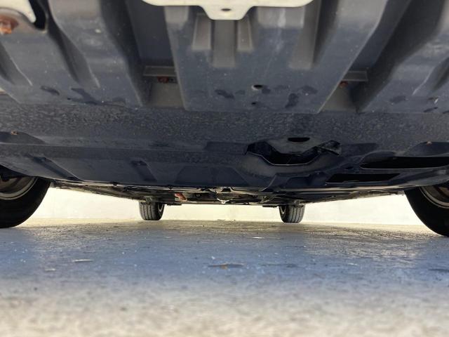 プリウス Ｓ　純正ＨＤＤナビ　禁煙車　スマートキー　ビルトインＥＴＣ　オートライト　オートエアコン　Ｂｌｕｅｔｏｏｔｈ（19枚目）