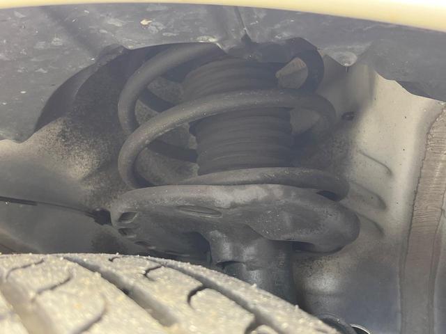 プリウス Ｓ　純正ＨＤＤナビ　禁煙車　スマートキー　ビルトインＥＴＣ　オートライト　オートエアコン　Ｂｌｕｅｔｏｏｔｈ（20枚目）