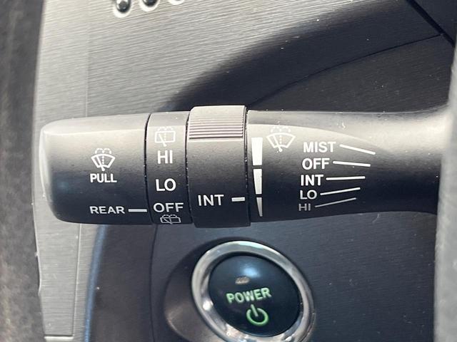 プリウス Ｓ　純正ＨＤＤナビ　禁煙車　スマートキー　ビルトインＥＴＣ　オートライト　オートエアコン　Ｂｌｕｅｔｏｏｔｈ（38枚目）