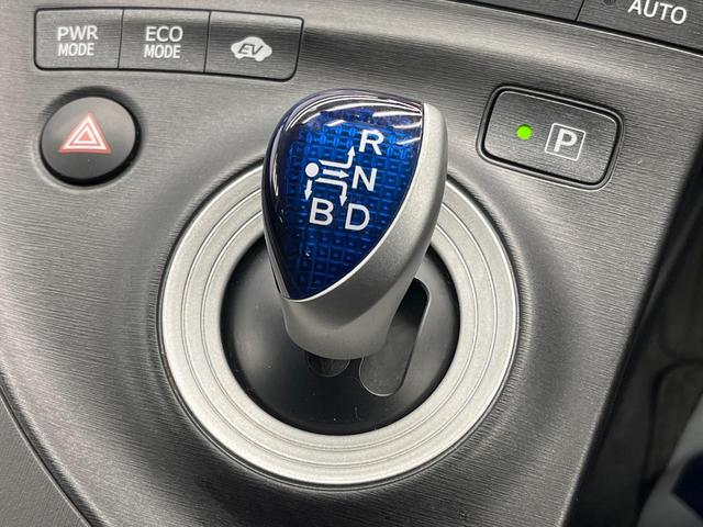 プリウス Ｓ　純正ＨＤＤナビ　禁煙車　スマートキー　ビルトインＥＴＣ　オートライト　オートエアコン　Ｂｌｕｅｔｏｏｔｈ（42枚目）