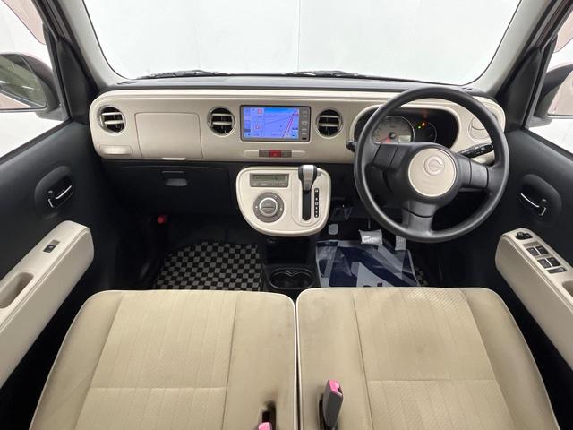 ミラココア ココアプラスＸ　純正ナビ　バックカメラ　禁煙車　スマートキー　ＥＴＣ　オートエアコン　地デジ（2枚目）