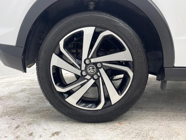 ライズ Ｚ　純正ＳＤナビ　バックカメラ　衝突被害軽減システム　レーダークルーズ　シートヒーター　ドラレコ　コーナーセンサー　スマートキー　ＬＥＤヘッド　ＥＴＣ２．０　純正１７インチアルミ　オートハイビーム（13枚目）