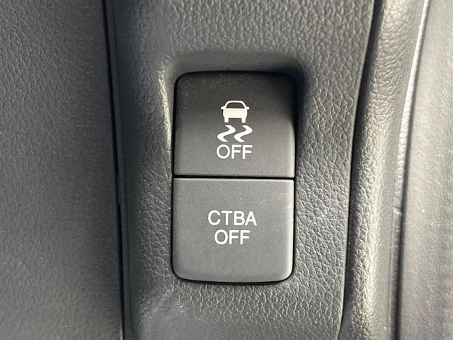 Ｎ－ＢＯＸカスタム Ｇ　ＳＳパッケージ　両側電動ドア　シティブレーキアクティブシステム　ＳＤナビ　バックカメラ　　ドラレコ　スマートキー　ＨＩＤヘッド　ＥＴＣ　オートエアコン　Ｂｌｕｅｔｏｏｔｈ　ＣＤ　ＤＶＤ再生　地デジ（4枚目）