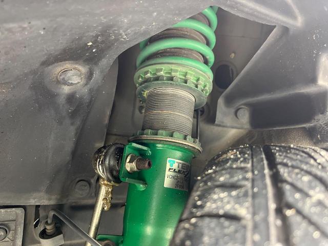 Ｎ－ＢＯＸカスタム Ｇ　ＳＳパッケージ　両側電動ドア　シティブレーキアクティブシステム　ＳＤナビ　バックカメラ　　ドラレコ　スマートキー　ＨＩＤヘッド　ＥＴＣ　オートエアコン　Ｂｌｕｅｔｏｏｔｈ　ＣＤ　ＤＶＤ再生　地デジ（20枚目）