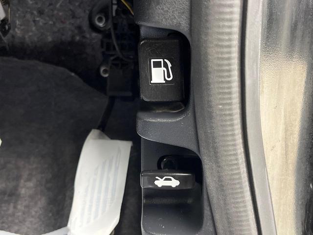 Ｎ－ＢＯＸカスタム Ｇ　ＳＳパッケージ　両側電動ドア　シティブレーキアクティブシステム　ＳＤナビ　バックカメラ　　ドラレコ　スマートキー　ＨＩＤヘッド　ＥＴＣ　オートエアコン　Ｂｌｕｅｔｏｏｔｈ　ＣＤ　ＤＶＤ再生　地デジ（34枚目）