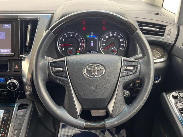 ヴェルファイア ２．５Ｚ　Ｇエディション　両側電動ドア　純正ＳＤナビ　後席モニター　バックカメラ　禁煙車　電動リアゲート　レザーシート　コーナーセンサー　スマートキー　ＬＥＤヘッド　ビルトインＥＴＣ　クルコン　純正１８インチアルミ（11枚目）