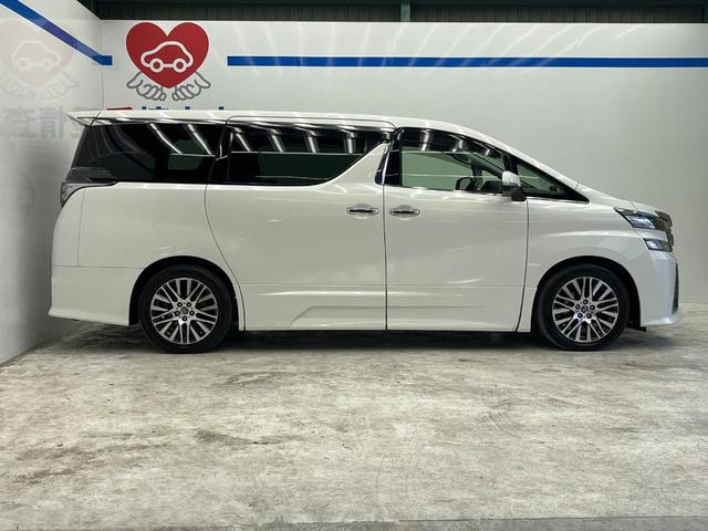 ヴェルファイア ２．５Ｚ　Ｇエディション　両側電動ドア　純正ＳＤナビ　後席モニター　バックカメラ　禁煙車　電動リアゲート　レザーシート　コーナーセンサー　スマートキー　ＬＥＤヘッド　ビルトインＥＴＣ　クルコン　純正１８インチアルミ（28枚目）