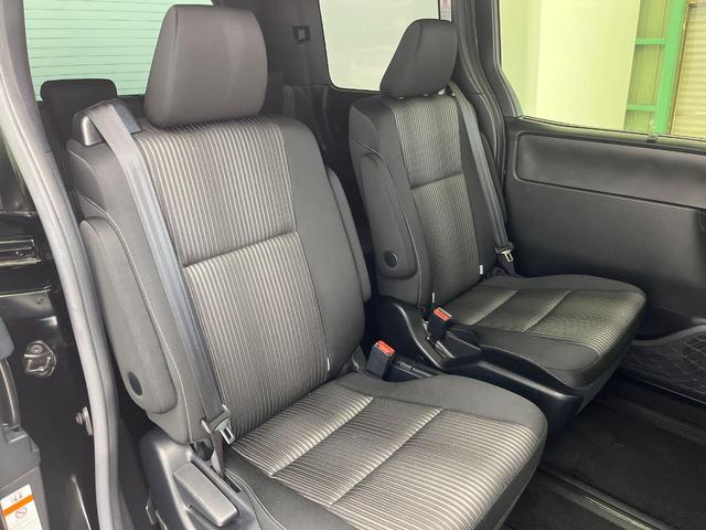 ヴォクシー ＺＳ　煌ＩＩ　両側電動ドア　１１型ＳＤナビ　バックカメラ　衝突被害軽減システム　ドラレコ　コーナーセンサー　スマートキー　ＬＥＤヘッド　ＥＴＣ　クルコン　純正１６インチアルミ　オートライト　デュアルエアコン（9枚目）