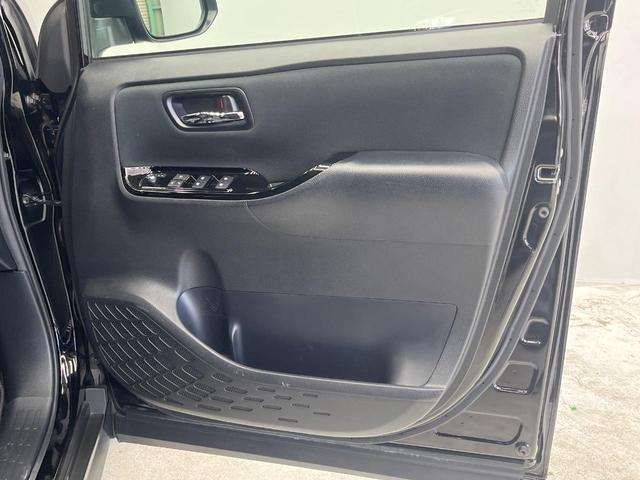 ヴォクシー ＺＳ　煌ＩＩ　両側電動ドア　１１型ＳＤナビ　バックカメラ　衝突被害軽減システム　ドラレコ　コーナーセンサー　スマートキー　ＬＥＤヘッド　ＥＴＣ　クルコン　純正１６インチアルミ　オートライト　デュアルエアコン（32枚目）