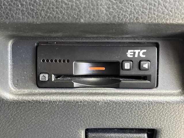 スペーシアカスタム ハイブリッドＸＳターボ　両側電動ドア　８型ナビ　バックカメラ　衝突被害軽減　ハーフレザーシート　シートヒーター　コーナーセンサー　スマートキー　ＬＥＤヘッド　ビルトインＥＴＣ　クルコン　純正１５インチアルミ　オートハイビーム（7枚目）