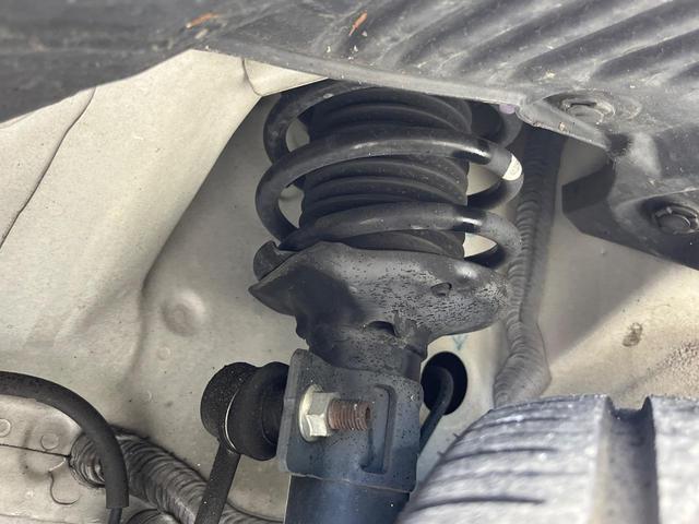 スペーシアカスタム ハイブリッドＸＳターボ　両側電動ドア　８型ナビ　バックカメラ　衝突被害軽減　ハーフレザーシート　シートヒーター　コーナーセンサー　スマートキー　ＬＥＤヘッド　ビルトインＥＴＣ　クルコン　純正１５インチアルミ　オートハイビーム（20枚目）