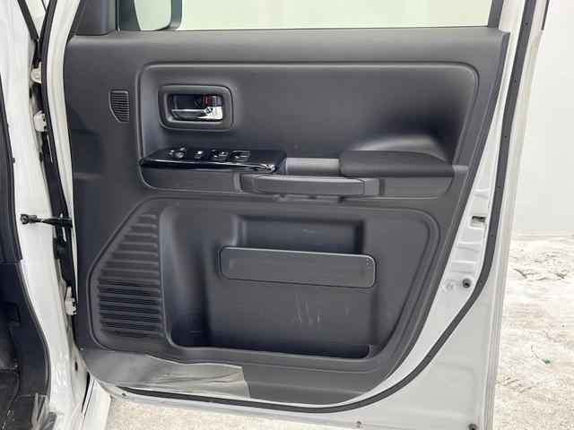 スペーシアカスタム ハイブリッドＸＳターボ　両側電動ドア　８型ナビ　バックカメラ　衝突被害軽減　ハーフレザーシート　シートヒーター　コーナーセンサー　スマートキー　ＬＥＤヘッド　ビルトインＥＴＣ　クルコン　純正１５インチアルミ　オートハイビーム（30枚目）