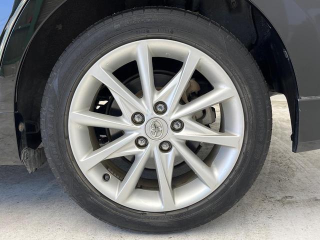 �y�����P�V�C���`�A���~�z�C�[���z�O�ςɃ}�b�`���������A���~�z�C�[���𑕒����Ă���܂��B�e��ЊO�A���~�z�C�[����A�X�^�b�h���X�^�C�����戵�����Ă���܂��B���񂲑��k����������