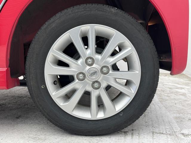 デイズ ハイウェイスターＸ　Ｖセレクション＋セーフティＩＩ　エマージェンシーブレーキ　純正ナビ　アラウンドビューモニター　スマートキー　ＥＴＣ　Ｂｌｕｅｔｏｏｔｈ　ＨＩＤヘッドライト　オートエアコン　フォグライト　革巻きステアリング　横滑防止装置（13枚目）