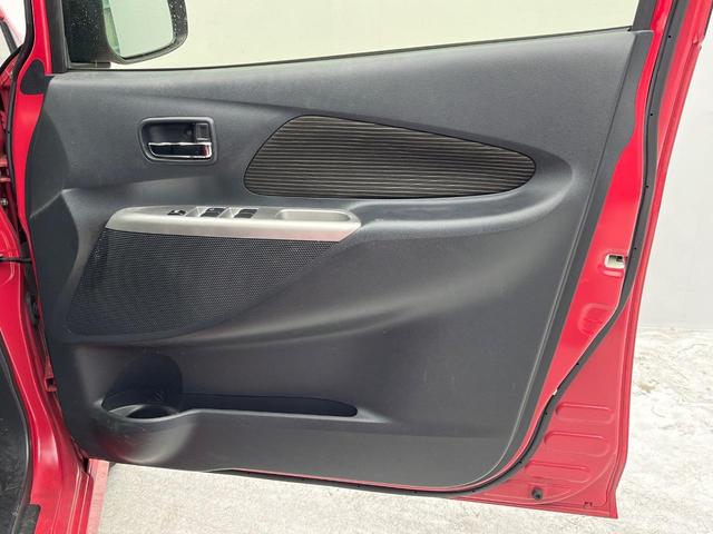 デイズ ハイウェイスターＸ　Ｖセレクション＋セーフティＩＩ　エマージェンシーブレーキ　純正ナビ　アラウンドビューモニター　スマートキー　ＥＴＣ　Ｂｌｕｅｔｏｏｔｈ　ＨＩＤヘッドライト　オートエアコン　フォグライト　革巻きステアリング　横滑防止装置（31枚目）