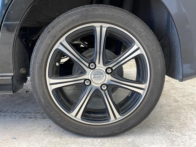 Ｎ－ＢＯＸカスタム Ｇ・Ｌパッケージ　純正ＳＤナビ　バックカメラ　電動スライドドア　スマートキー　ＥＴＣ　ＬＥＤヘッドライト　オートライト　ステアリングスイッチ　フォグライト　ブラックインテリア　ＣＤ／ＤＶＤ再生　横滑防止装置（13枚目）