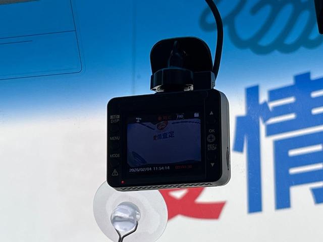 Ｎ－ＢＯＸカスタム Ｇ・Ｌパッケージ　純正ＳＤナビ　バックカメラ　電動スライドドア　スマートキー　ＥＴＣ　ＬＥＤヘッドライト　オートライト　ステアリングスイッチ　フォグライト　ブラックインテリア　ＣＤ／ＤＶＤ再生　横滑防止装置（42枚目）