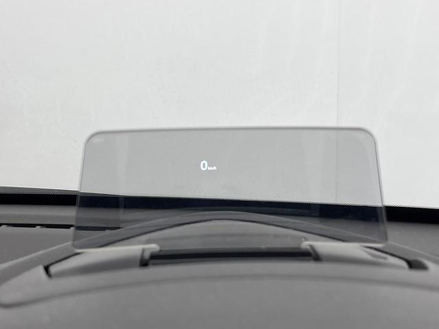 �y�w�b�h�A�b�v�f�B�X�v���C�z���݂̑��x�⑖�s�����f�W�^���\���ŉ^�]�ȑO���̃K���X�ɓ��e�I�^�]���A�ڐ������炳���K�v�ȏ����m�F�ł���̂łƂ��Ă��֗��ň��S�I