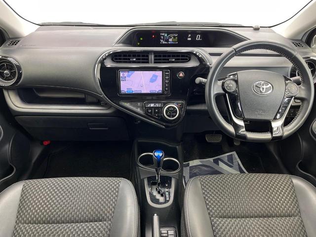 アクア クロスオーバー 純正SDナビ 衝突被害軽減システム ハーフレザーシート ドラレコ スマートキー LEDヘッド ビルトインETC 純正16インチアルミ オートハイビーム オートライト オートエアコン(2枚目)