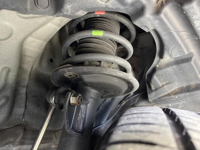 アクア クロスオーバー 純正SDナビ 衝突被害軽減システム ハーフレザーシート ドラレコ スマートキー LEDヘッド ビルトインETC 純正16インチアルミ オートハイビーム オートライト オートエアコン(20枚目)