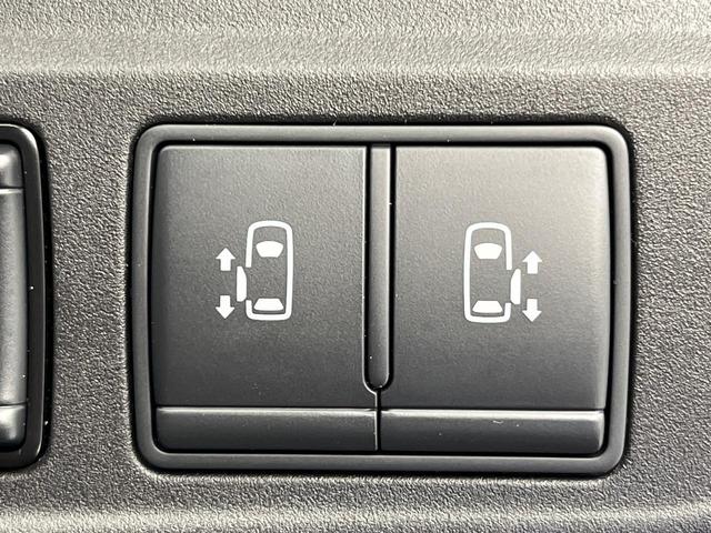 セレナ ハイウェイスター　Ｖセレクション　両側電動ドア　１１型ＢＩＧ－Ｘ　全周囲カメラ　衝突被害軽減システム　レーダークルーズ　ドラレコ　コーナーセンサー　スマートキー　ＬＥＤヘッド　ビルトインＥＴＣ　純正１６インチアルミ　オートライト（4枚目）