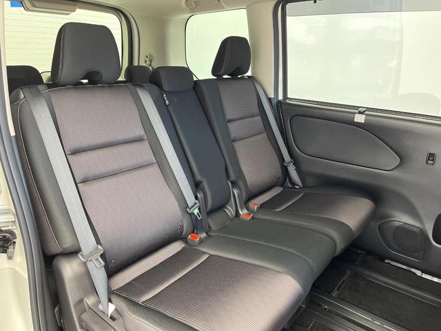 セレナ ハイウェイスター　Ｖセレクション　両側電動ドア　１１型ＢＩＧ－Ｘ　全周囲カメラ　衝突被害軽減システム　レーダークルーズ　ドラレコ　コーナーセンサー　スマートキー　ＬＥＤヘッド　ビルトインＥＴＣ　純正１６インチアルミ　オートライト（10枚目）