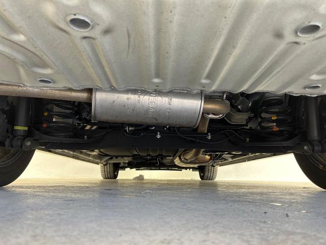 セレナ ハイウェイスター　Ｖセレクション　両側電動ドア　１１型ＢＩＧ－Ｘ　全周囲カメラ　衝突被害軽減システム　レーダークルーズ　ドラレコ　コーナーセンサー　スマートキー　ＬＥＤヘッド　ビルトインＥＴＣ　純正１６インチアルミ　オートライト（21枚目）