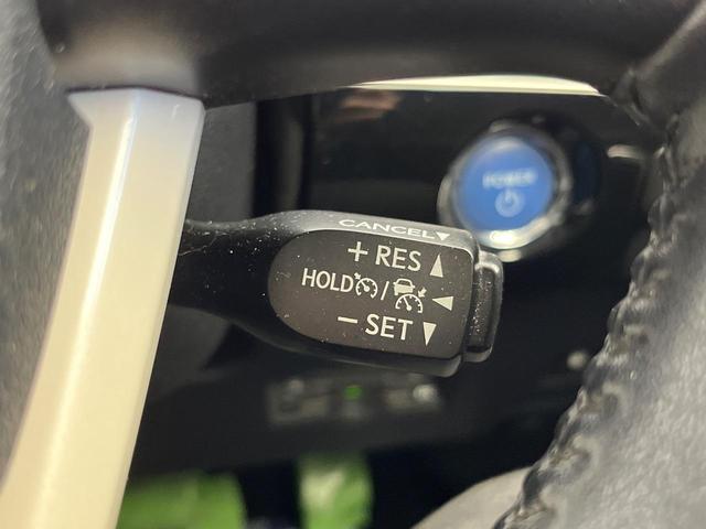 プリウス Ｓ　ＴＲＤエアロ　純正９型ナビ　バックカメラ　衝突被害軽減システム　レーダークルーズ　ドラレコ　スマートキー　ＬＥＤヘッド　ビルトインＥＴＣ　純正１５インチアルミ　オートハイビーム　オートライト（38枚目）