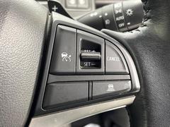 �ڥ����ץƥ��֥��롼������ȥ�����۹�®ƻϩ�Ǥ�Ĺ��Υ���Ԥ��ڤˡ�����ư��®�٤��ݤĥ��롼������ȥ����뤬�����ͷڸ������ƥ��Ϣ�Ȥ��������μ�ξ���Τ��Ƽִ֤��ݤĤ褦��®��Ĵ�ᤷ�Ƥ���ޤ����� 6