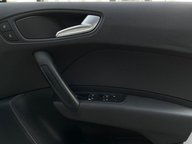 1.0TFSI アイドリングストップ/電動格納ミラー/オートライト/ヘッドライトウォッシャー/HIDライト/HDDナビ/Bluetooth/パワーウィンドウ/ETC/盗難防止システム/バックカメラ(17枚目)