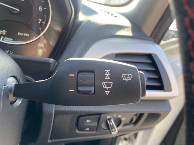 116i スポーツ /コーナーセンサー/ETC/Bluetooth/純正ナビ/LEDヘッドライト/パワーシート/プッシュスタート/キーレス/ダブルエアコン/電動格納ミラー/アイドリングストップ/オートライト/(28枚目)