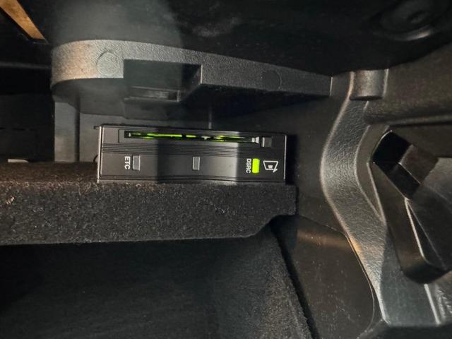 ＧＬＣ ＧＬＣ２２０ｄ　４マチックスポーツ　／１年保証付き／レーダーセーフティパッケージ／アラウンドビューモニター／アダプティブクルーズコントロール／ＨＵＤ／純正ＨＤＤナビ／パーキングアシスト／衝突軽減ブレーキ／Ｂｌｕｅｔｏｏｔｈ／ハーフレザー（80枚目）